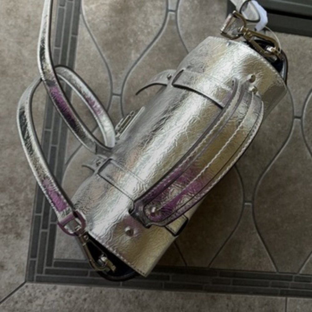 Michael Kors Manhattan Medium School Satchel - Picture 3 of 15